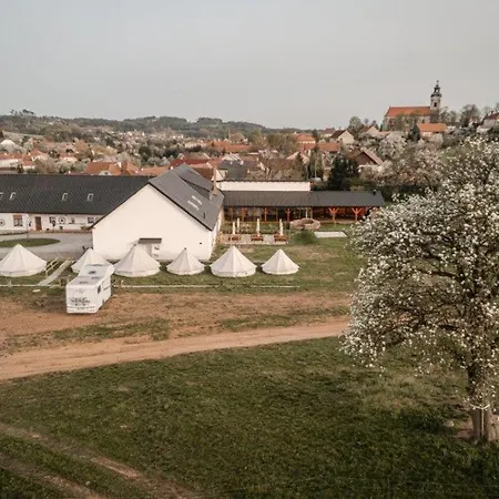 Farm stay Farma Tasov